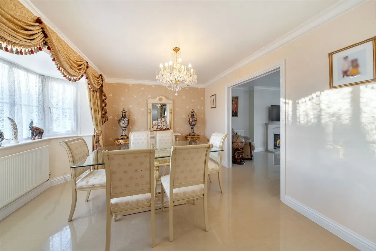 Sandringham Drive, Dartford, Kent, DA2, photo 29