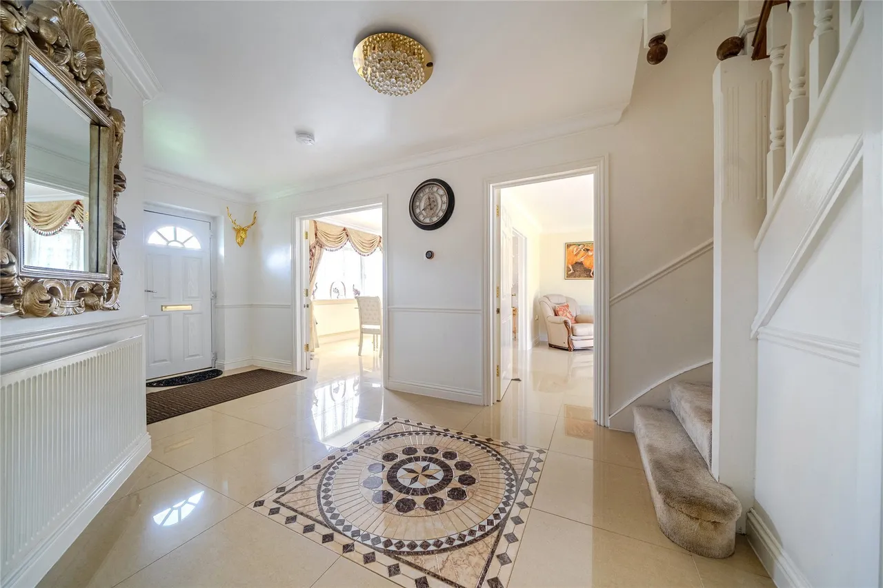 Sandringham Drive, Dartford, Kent, DA2, photo 73