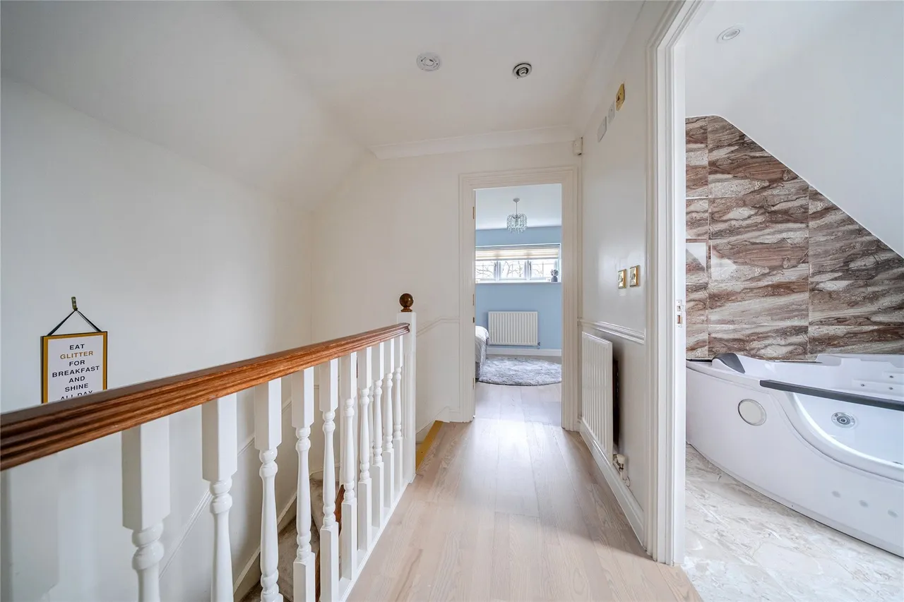 Sandringham Drive, Dartford, Kent, DA2, photo 43