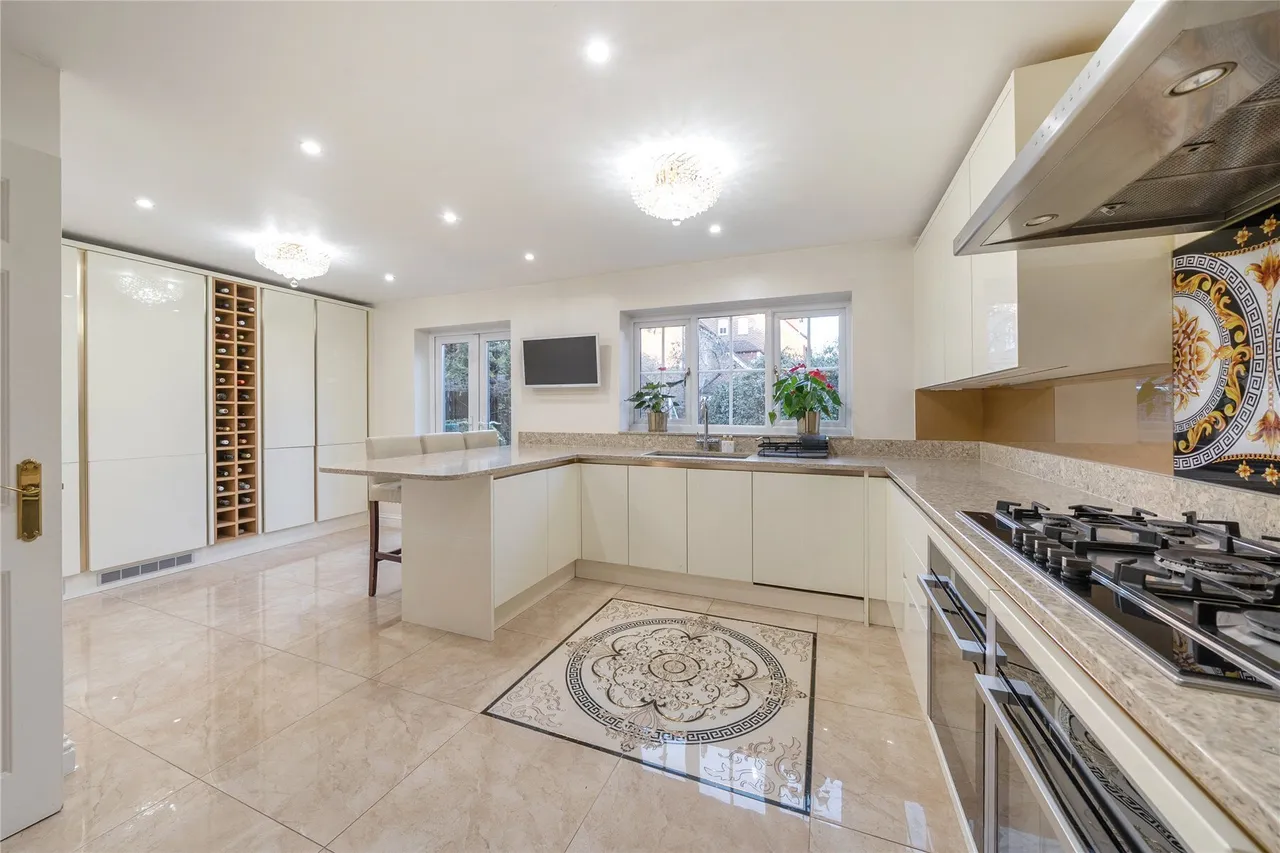 Sandringham Drive, Dartford, Kent, DA2, photo 9