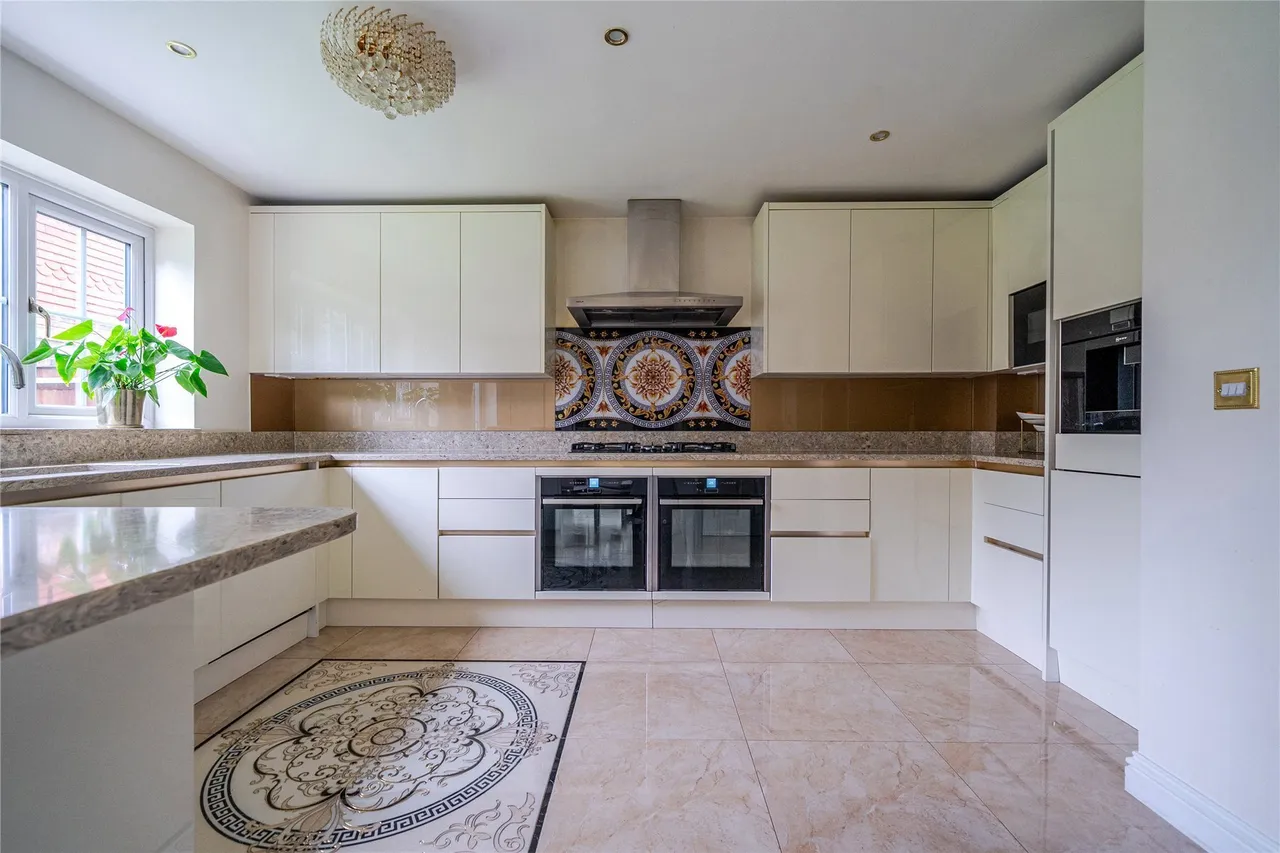 Sandringham Drive, Dartford, Kent, DA2, photo 82