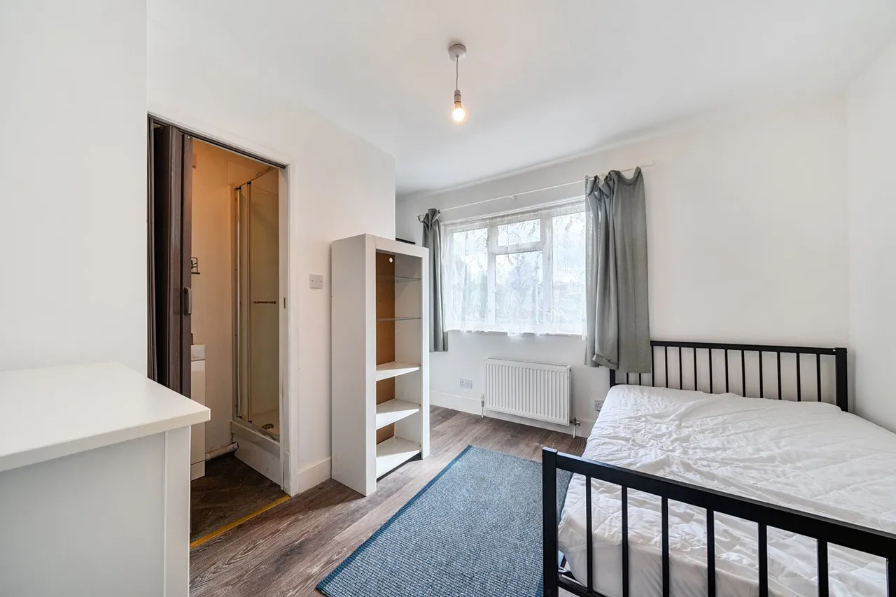 Beresford Road, ME7, photo 10