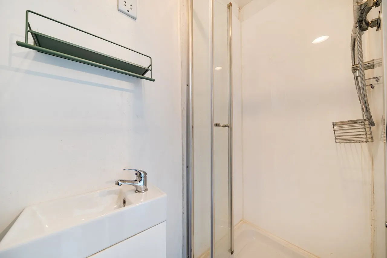 Beresford Road, ME7, photo 19