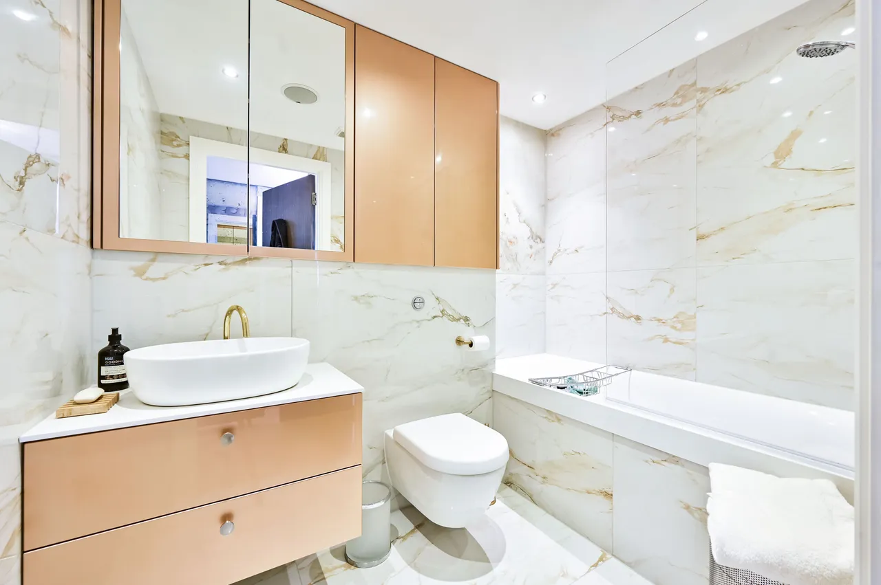 53 Counter House, Chelsea Creek, 1 Park Street, London, photo 4