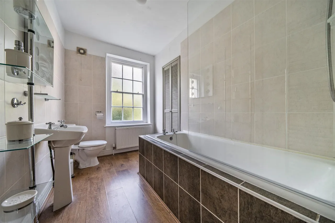 Titchfield Lane, Wickham, photo 10