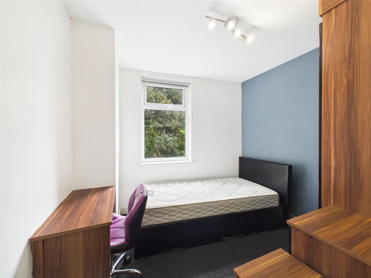 Lower Broughton Road, Salford, Greater Manchester, M7 2HR, photo 6