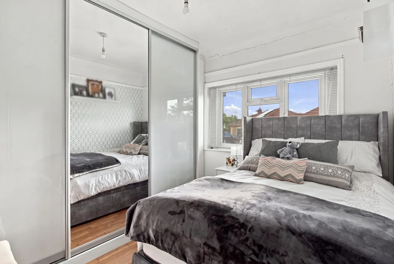 Vegal Crescent, Englefield Green, TW20, photo 14