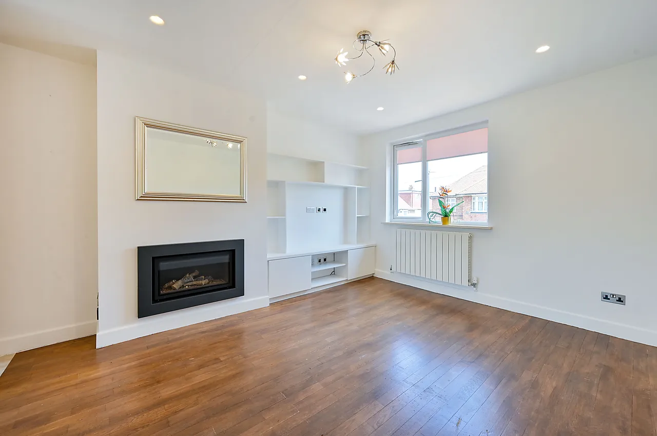 17a Errol Gardens, New Malden, photo 8