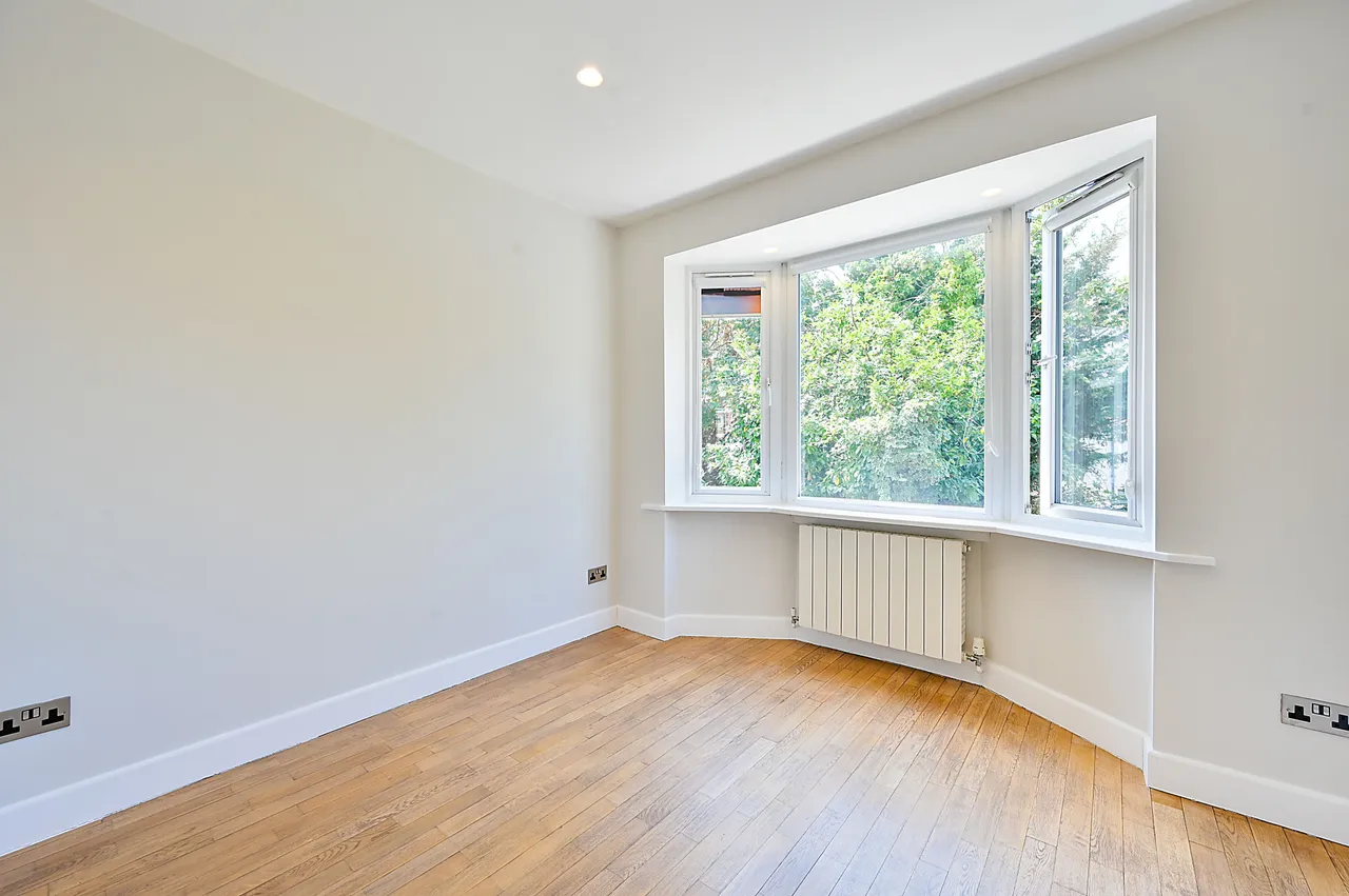 17a Errol Gardens, New Malden, photo 4