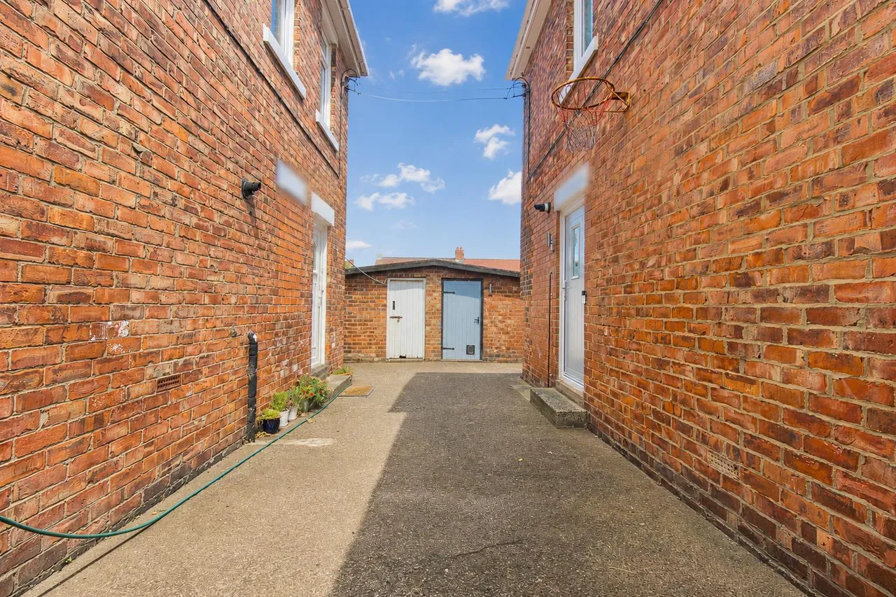 Pelaw Crescent, South Pelaw, DH2, photo 21