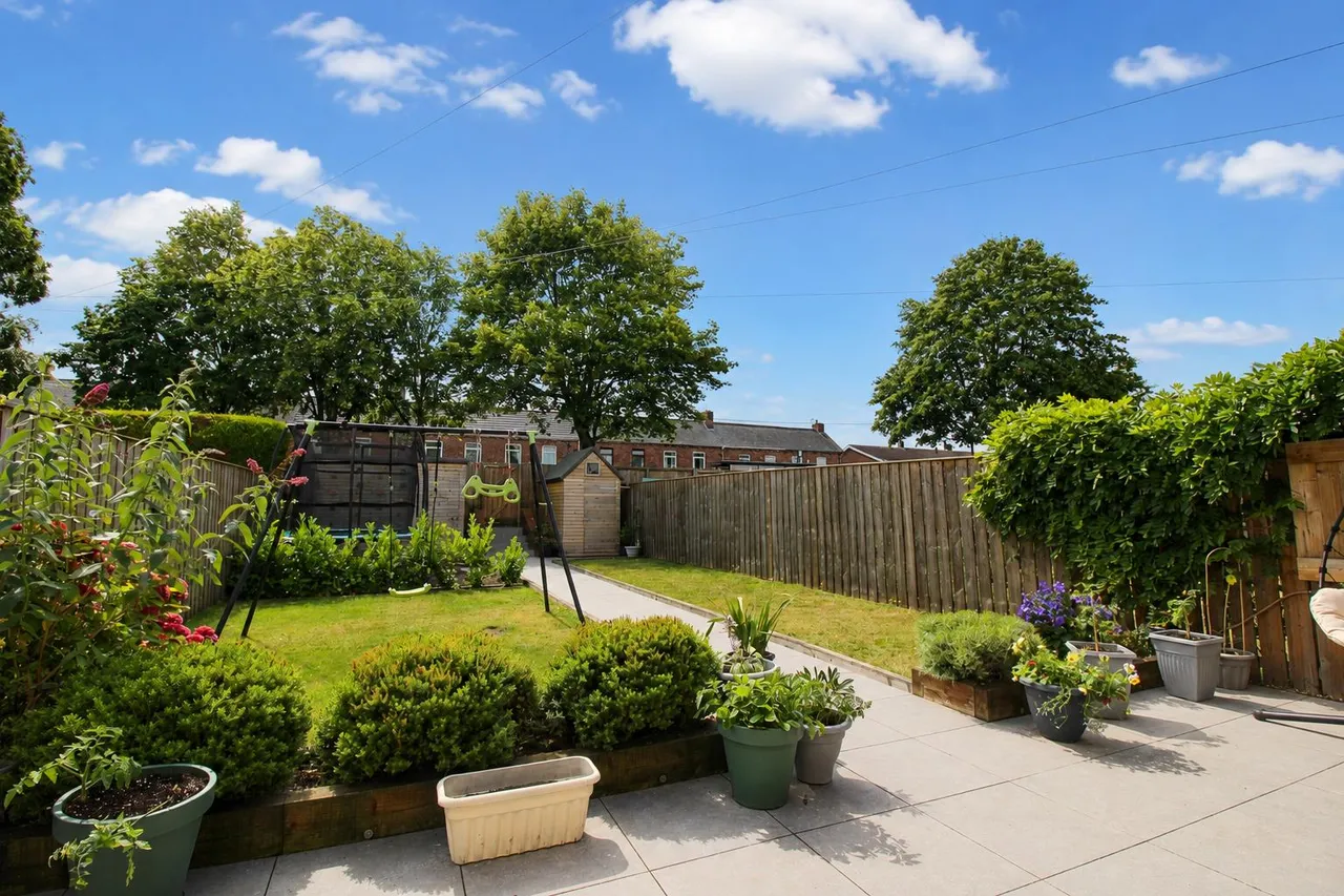 Pelaw Crescent, South Pelaw, DH2, photo 19