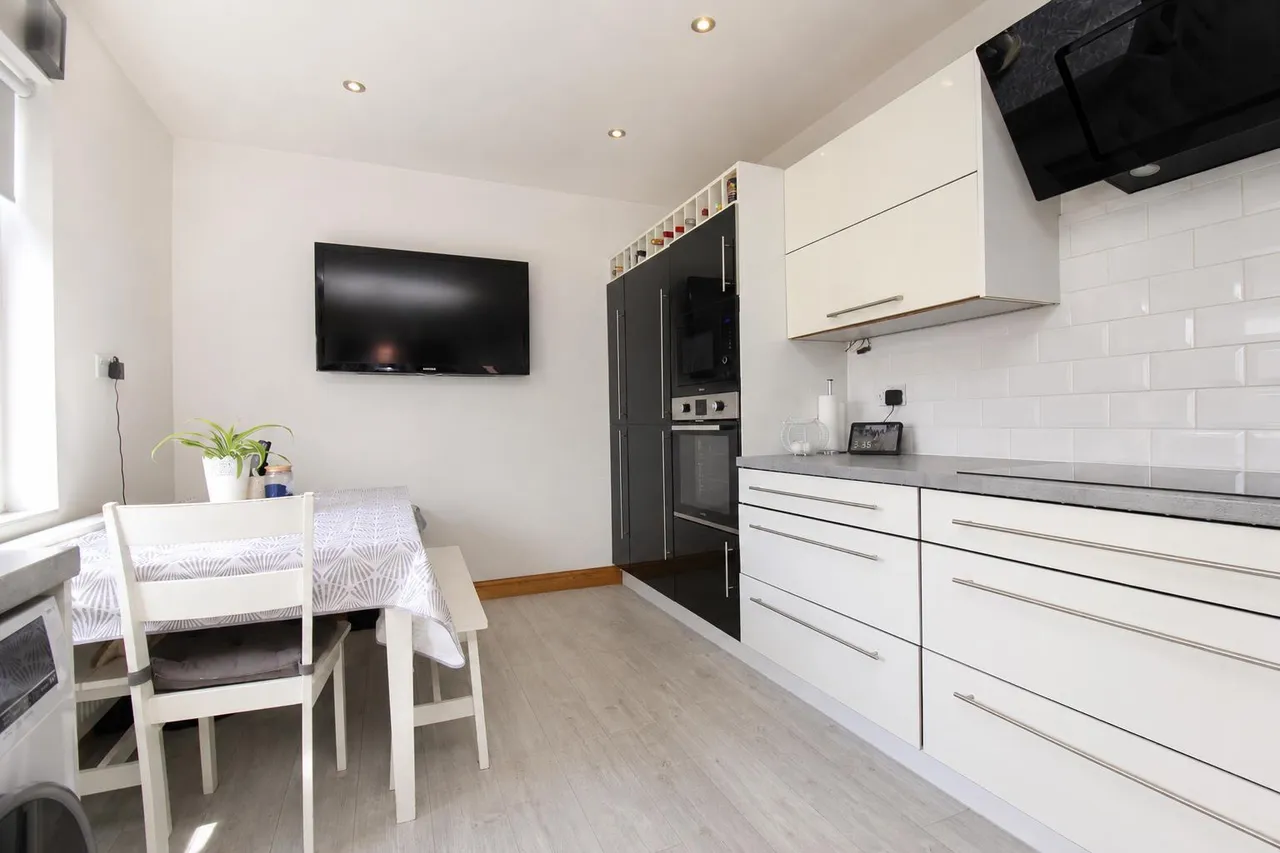 Pelaw Crescent, South Pelaw, DH2, photo 6
