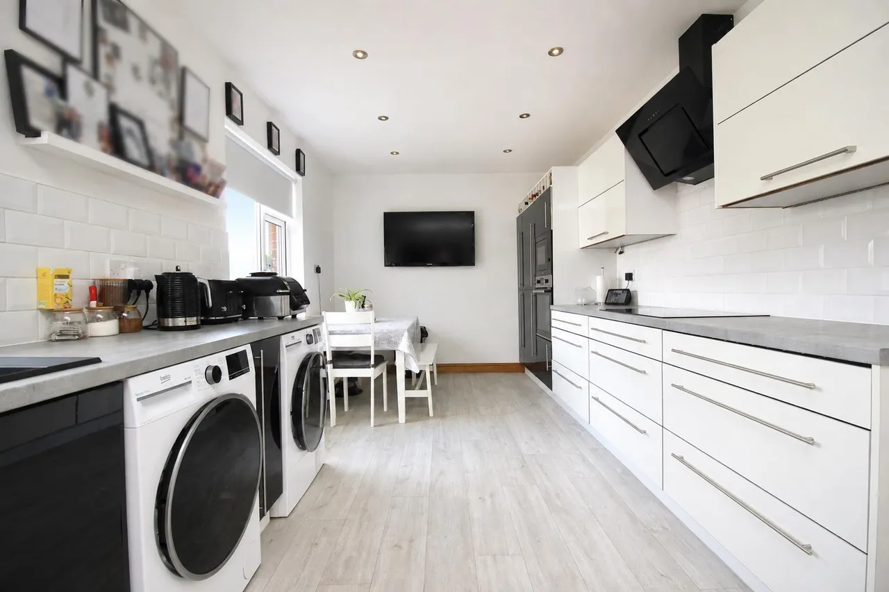 Pelaw Crescent, South Pelaw, DH2, photo 4