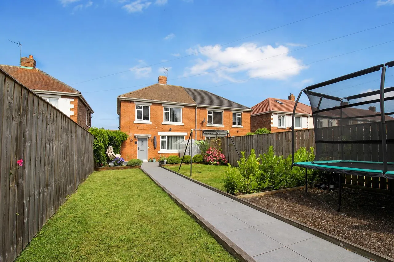 3 bed house for sale, Pelaw Crescent, South Pelaw, DH2