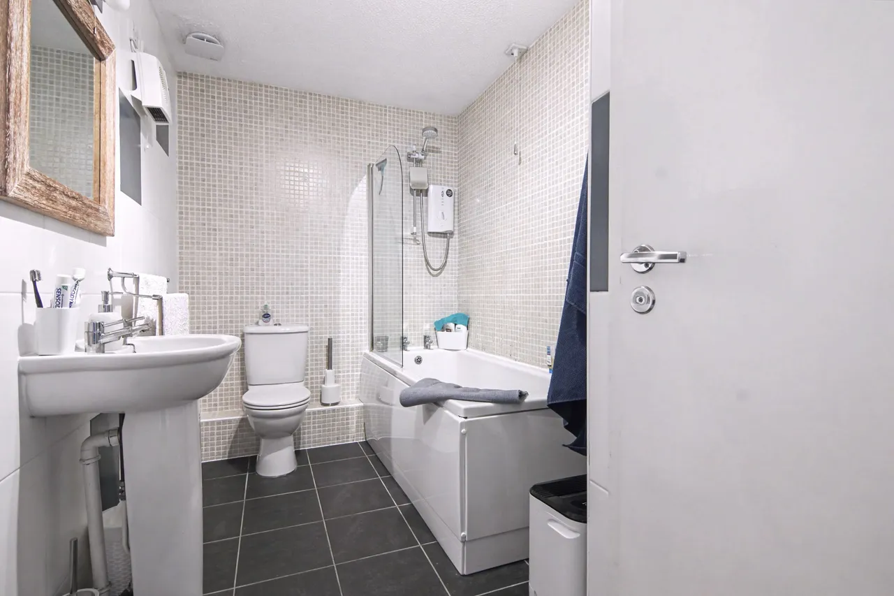 William Tarver Close, Warwick, CV34, photo 9