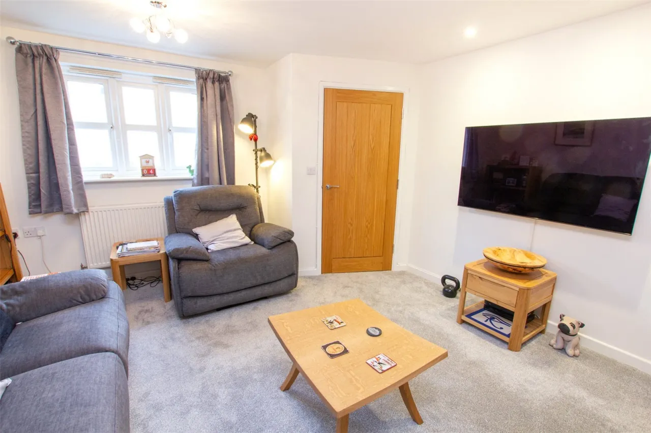 Butchers Court, Witney, OX28, photo 5