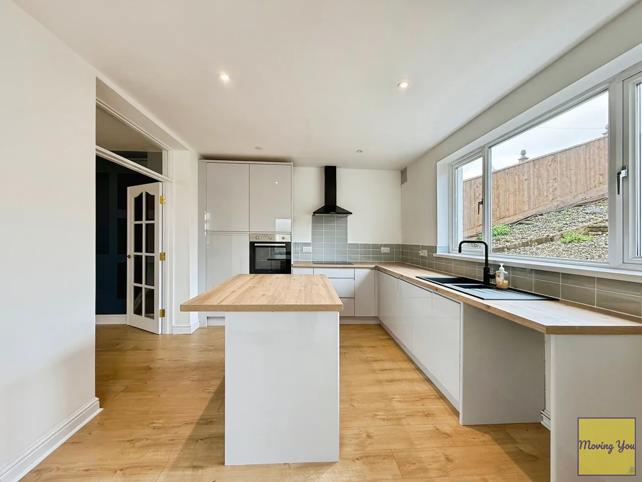 Main Road, Neath, SA10 8HG, photo 2