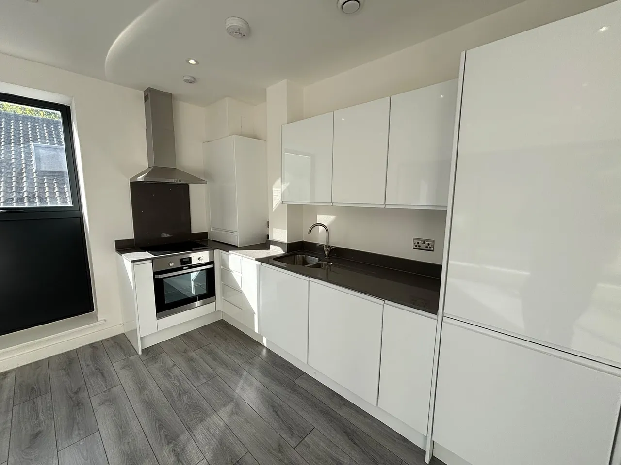 Woolwich Road, London, SE7, photo 5