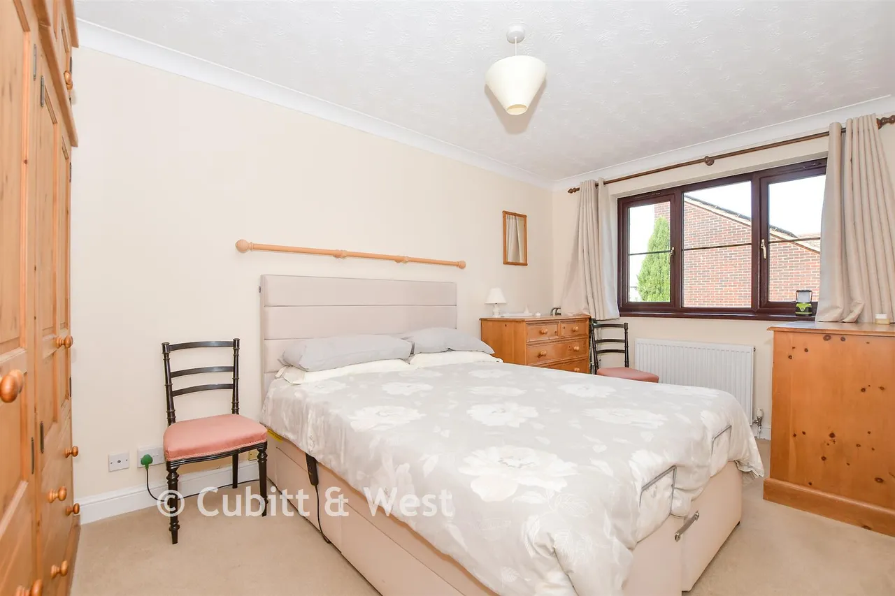 Warblington Street, Portsmouth, PO1, photo 6