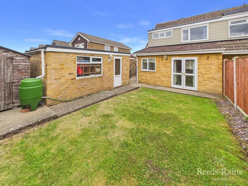 Kingfisher Drive, Guisborough, TS14, photo 17