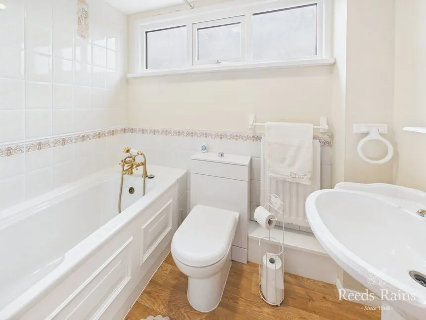 Kingfisher Drive, Guisborough, TS14, photo 13