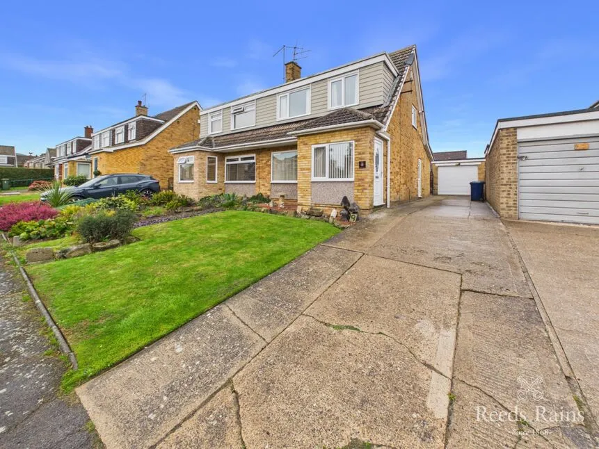 3 bed house for sale, Kingfisher Drive, Guisborough, TS14