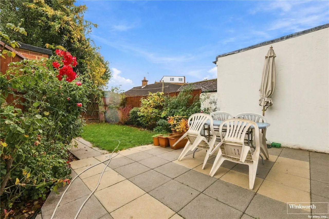 Fallow Court Avenue, Finchley, N12, photo 11