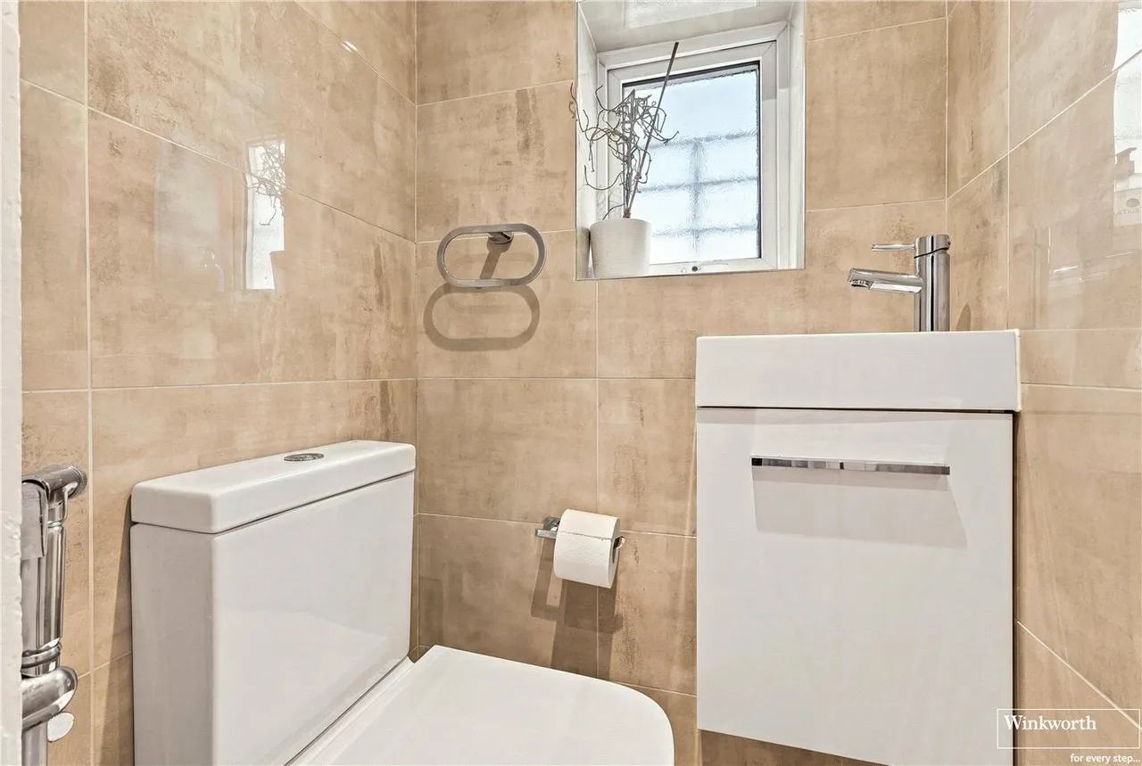 Fallow Court Avenue, Finchley, N12, photo 26