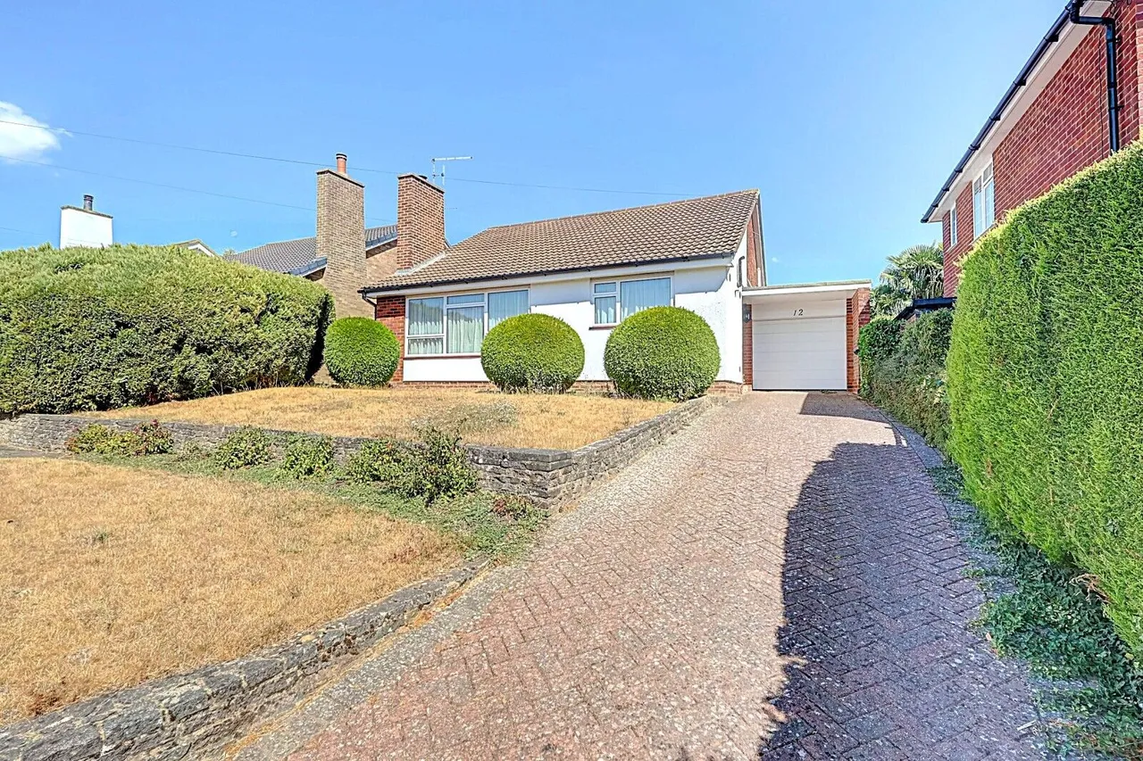3 bed house for sale, Hazlemere View, High Wycombe, HP15
