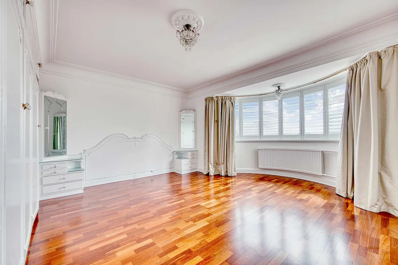 Prince Albert Road, London, NW8, photo 5