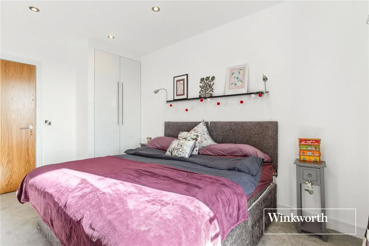 Regents Park Road, Finchley, London, N3, photo 11