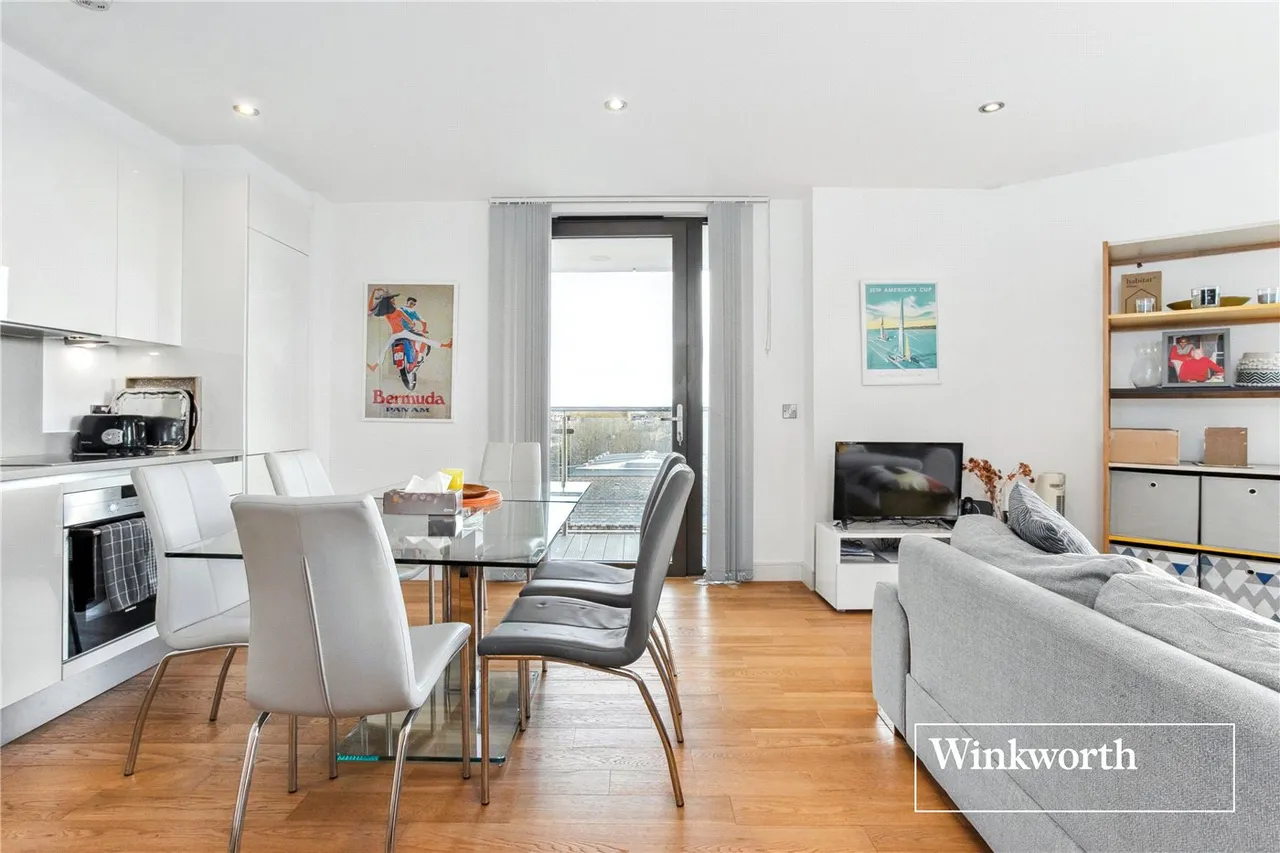2 bed flat for sale — Regents Park Road, Finchley, London, N3