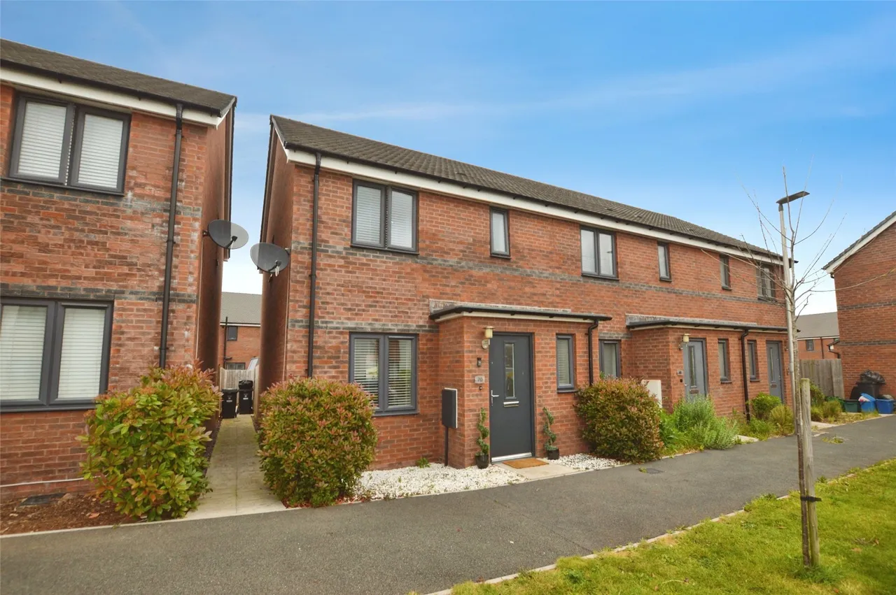 3 bed property for sale — Channings Drive, Tithebarn, Exeter, Devon, EX1