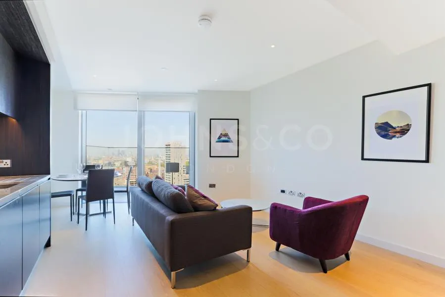 2 bed flat for sale, Biscayne Avenue, London, E14
