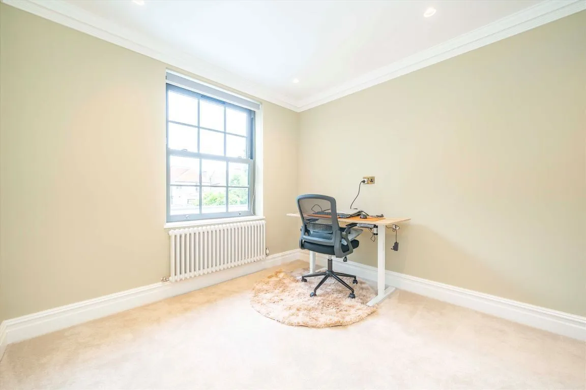 Midhurst Road, W13, photo 9
