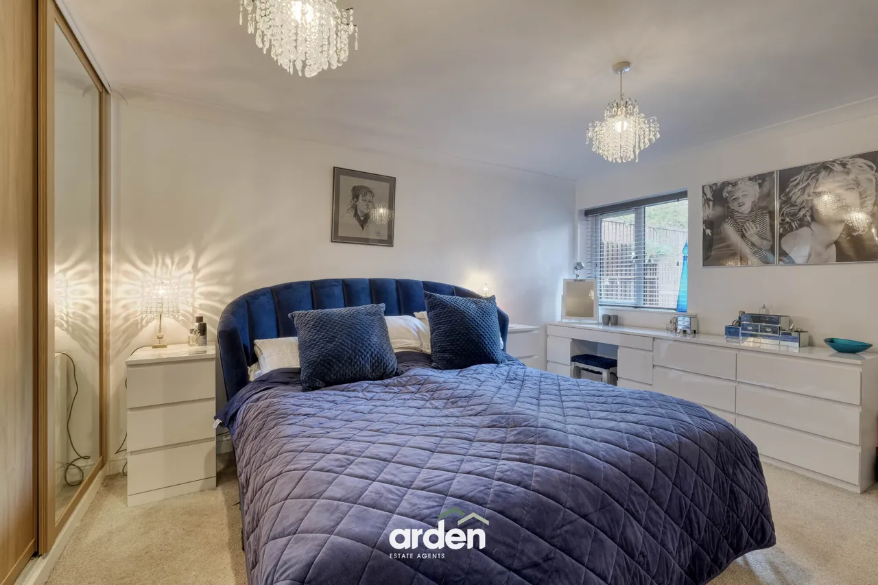 Brookes Close, Studley, B80, photo 6