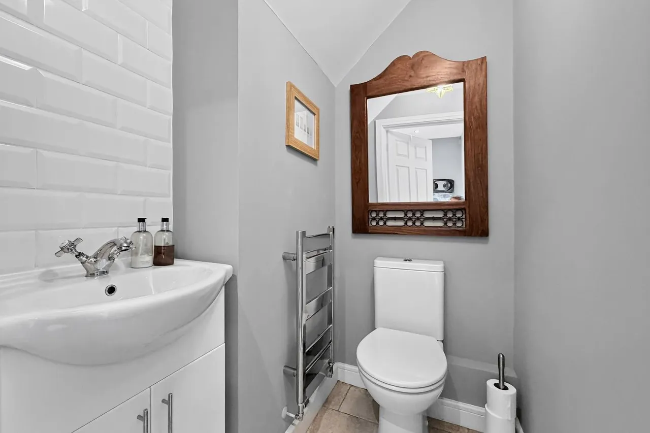 Maryport Drive, Timperley WA15 7NS, photo 23