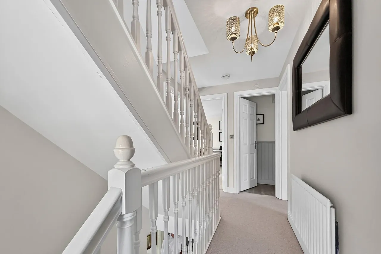 Maryport Drive, Timperley WA15 7NS, photo 24