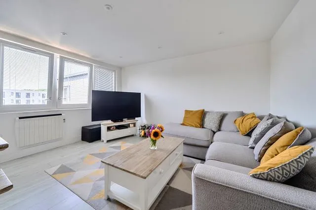 Castle House, High Wycombe, HP11, photo 8