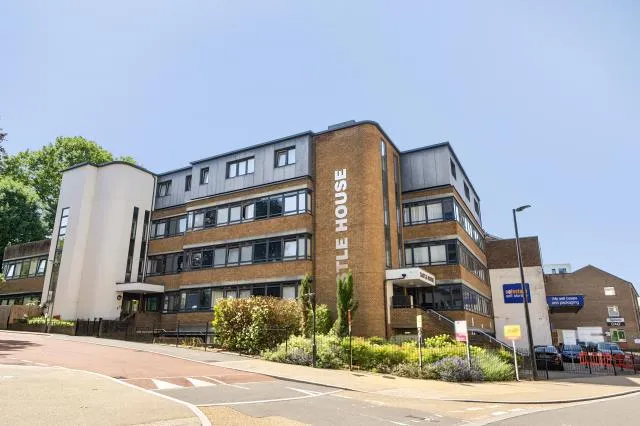 1 bed flat for sale, Castle House, High Wycombe, HP11