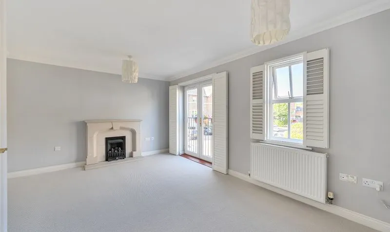 Cavendish Walk, Epsom, KT19, photo 9