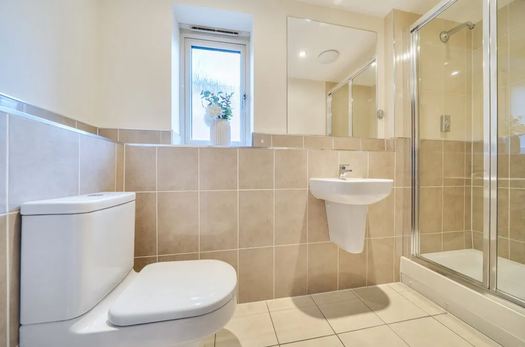 Highland Road, Purley CR8 2HS, photo 6