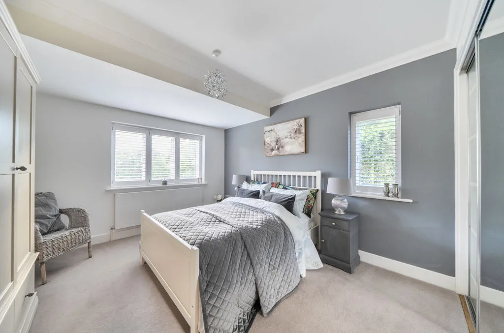 Highland Road, Purley CR8 2HS, photo 11