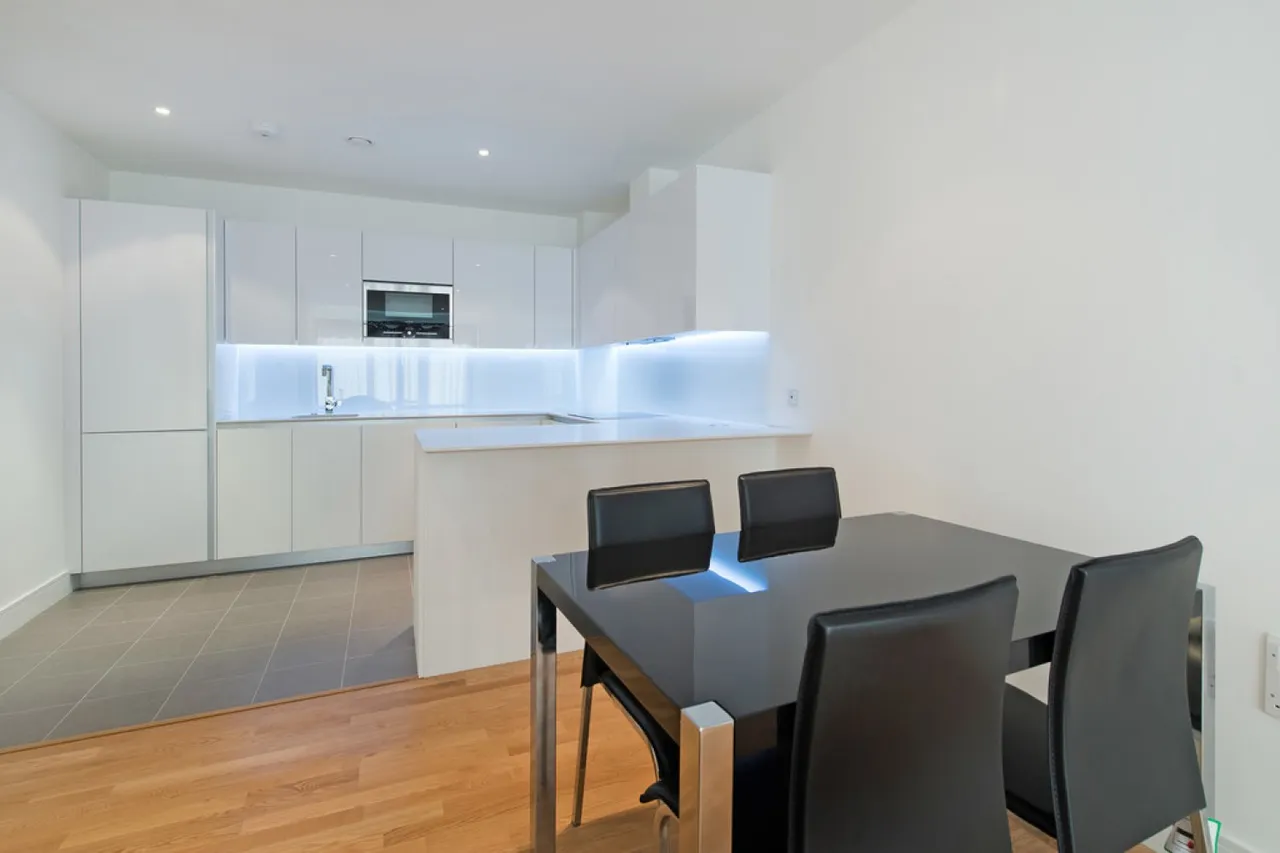 Flotilla House, Battersea Reach, photo 7