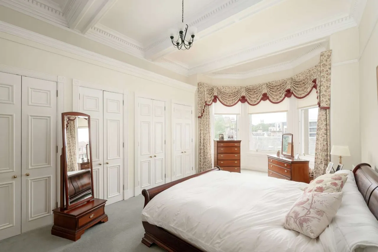 Rothesay Terrace, West End, Edinburgh, Midlothian, EH3 7RY, photo 10