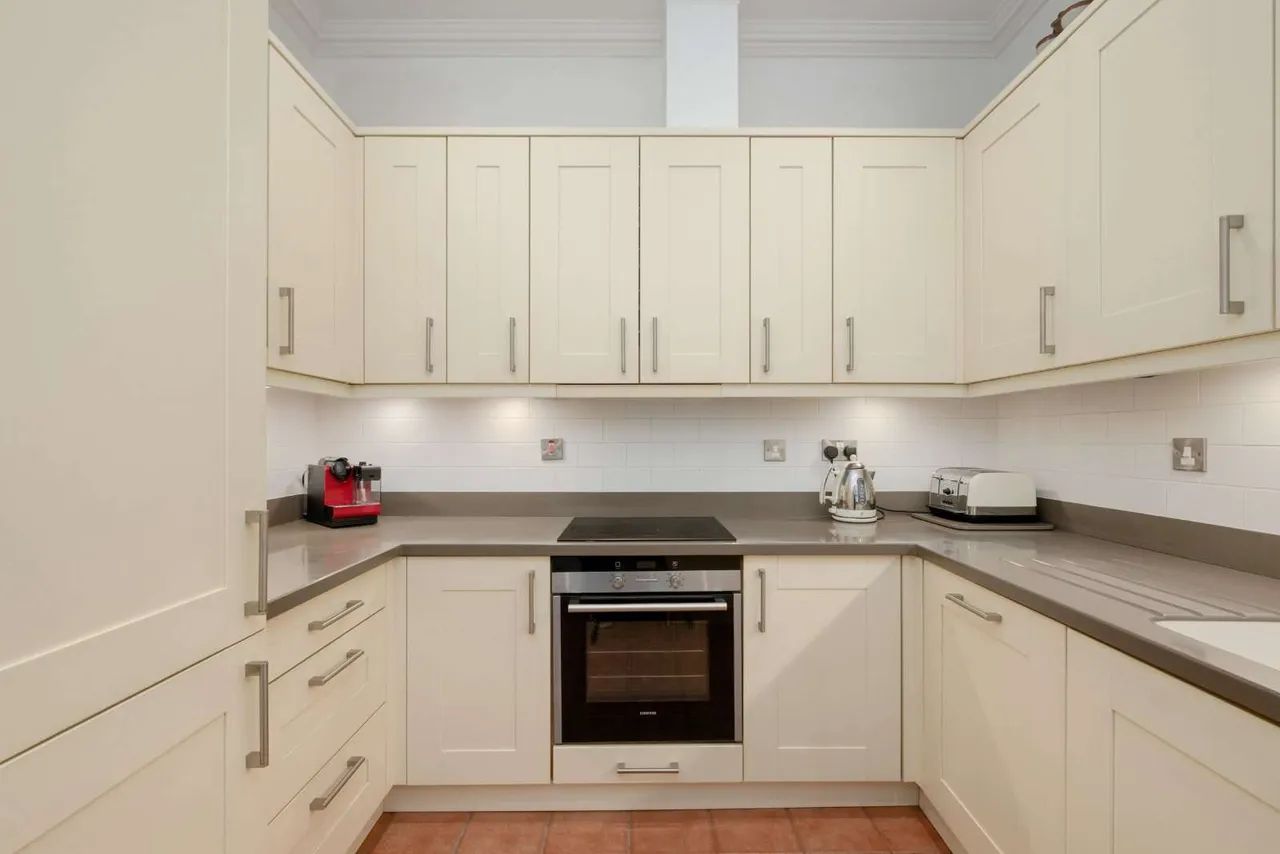 Rothesay Terrace, West End, Edinburgh, Midlothian, EH3 7RY, photo 6