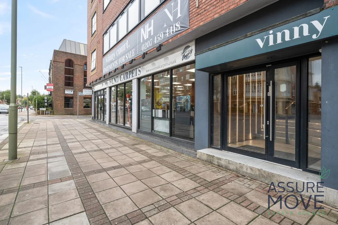 F7 Vinny Court High Road, Vinny Court, London, 926 High Road, N12 9RW, photo 11