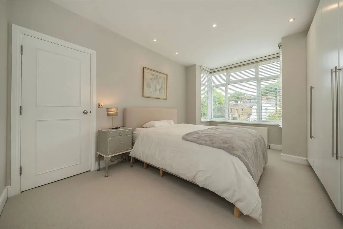 Grantham Road, W4, photo 5