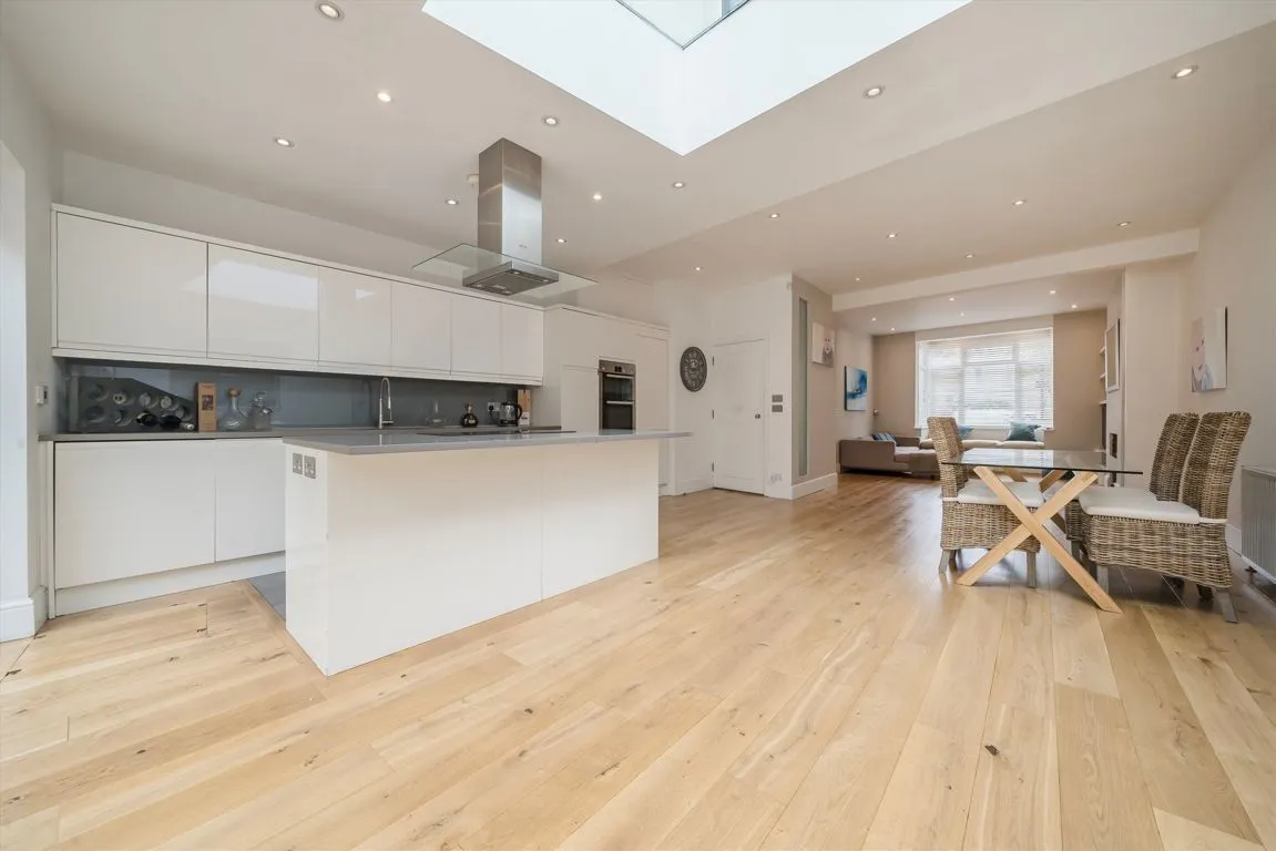 Grantham Road, W4, photo 4