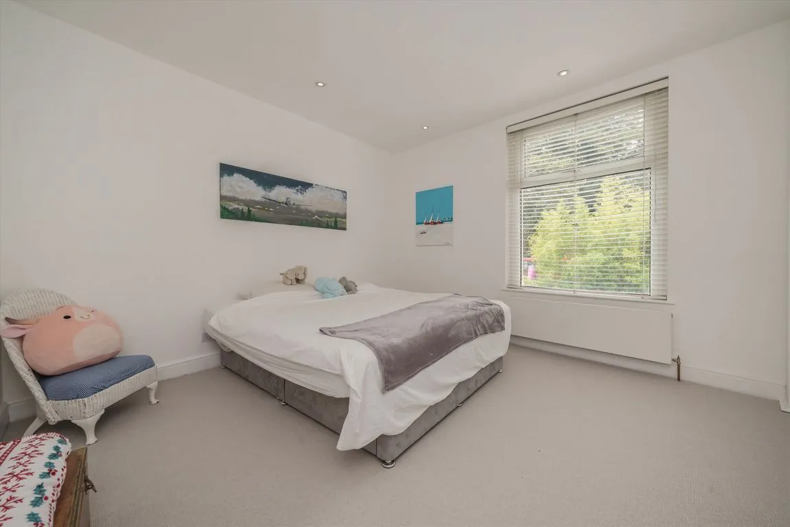Grantham Road, W4, photo 7
